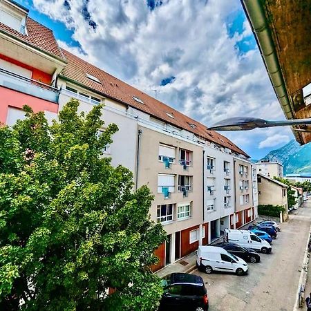 Studio Spacieux - Calme & Tout Equipe Avec Wifi Grenoble Buitenkant foto